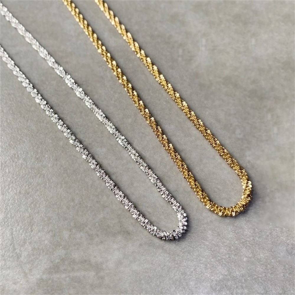 Sparkling Clavicle Chain Choker Necklace - Picture 4 of 5